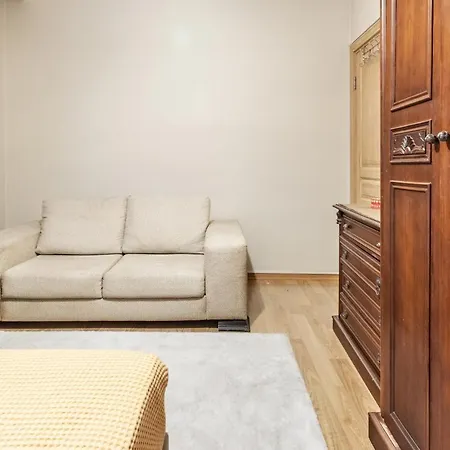 Cozy Retreat 2 Min To Kanyon Mall